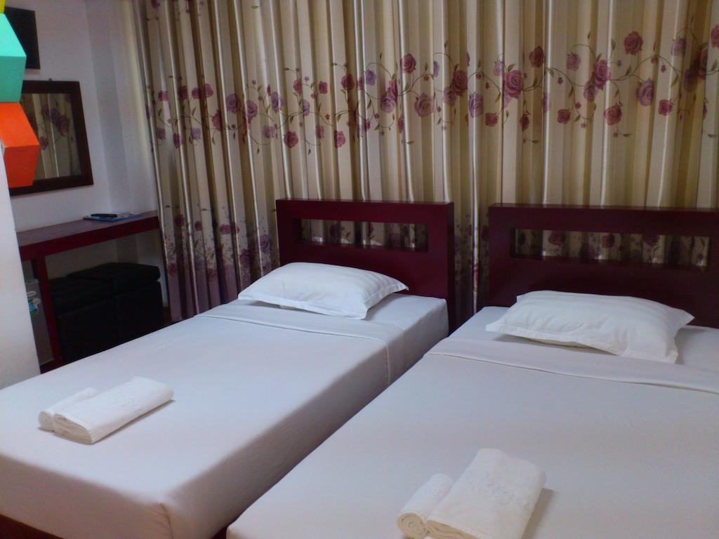 Agga Youth Hotel Rangum Quarto foto